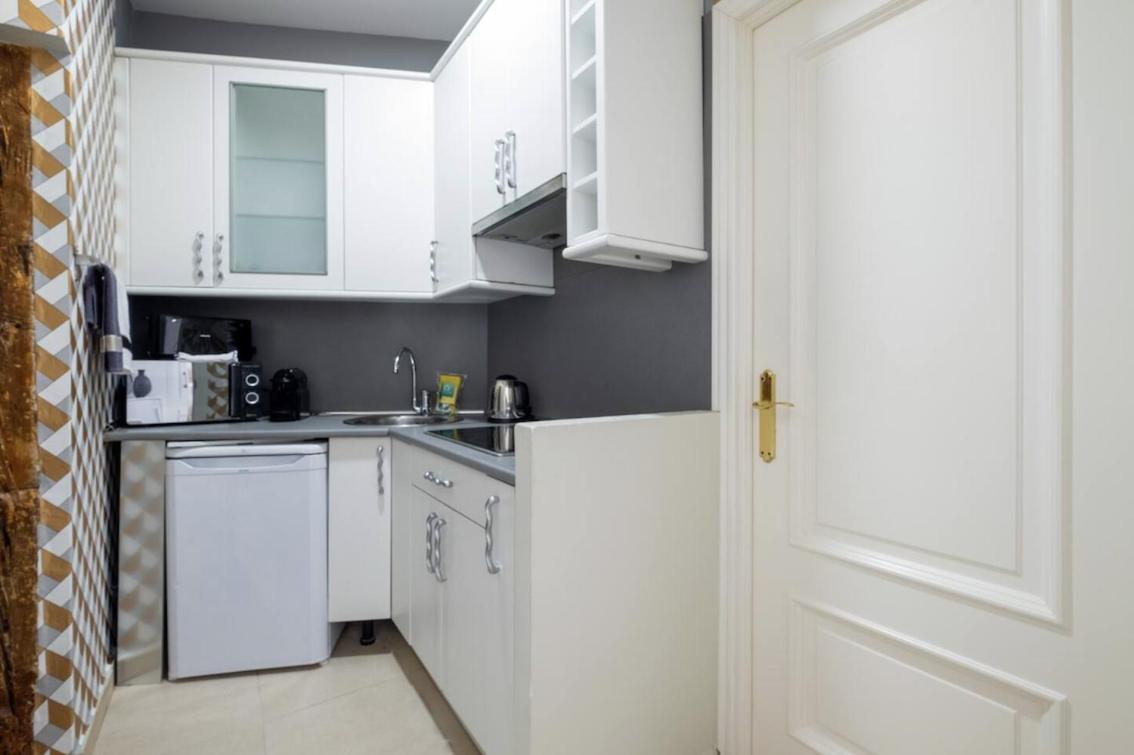 1 Bedroom 1 Bathroom Furnished - Sol - Bright Refurbished - Mintystay Madrid Exterior photo