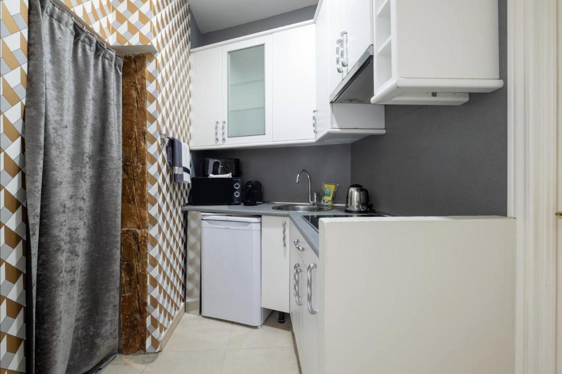 1 Bedroom 1 Bathroom Furnished - Sol - Bright Refurbished - Mintystay Madrid Exterior photo